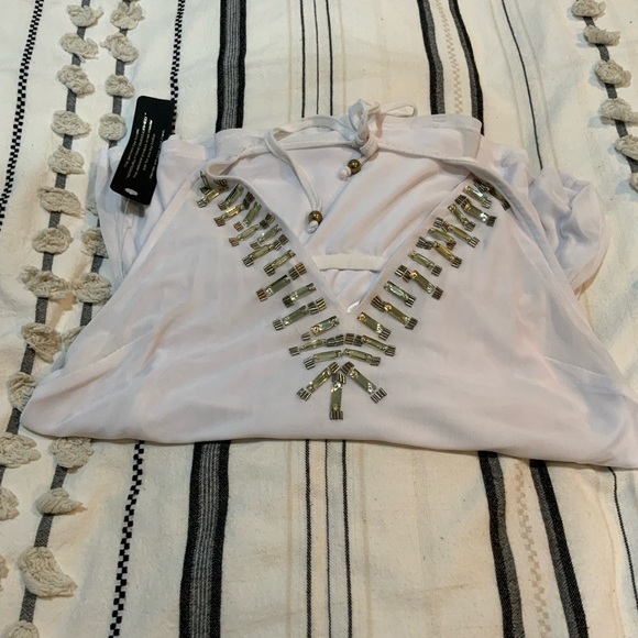 Bebe white top with crystals - Picture 1 of 6